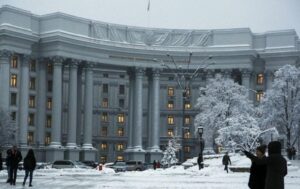 МЗС відреагувало на погрози Угорщини та Словаччини