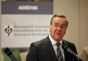 Пісторіус розкритикував підхід Трампа до Путіна та війни в Україні