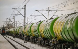 У Польщі диверсант спробував пустити під укіс потяг з паливом для України