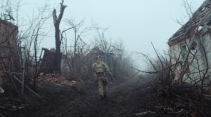 U2 презентували фільм на пісню Yours Eternally з бійцями Хартії