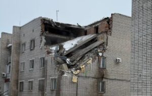 В РФ стався вибух у військовій комендатурі: рухнули два поверхи, є жертви