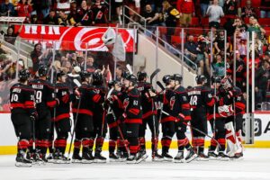 НХЛ: Коламбус обіграв Тампу, Кароліна – Піттсбург