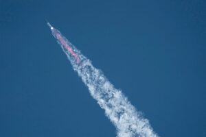 Перший комерційний запуск Starship: у SpaceX назвали дату польоту