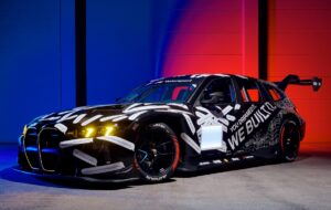 Першоквітневий жарт BMW стане учасником гонки 24 години Нюрбургринга