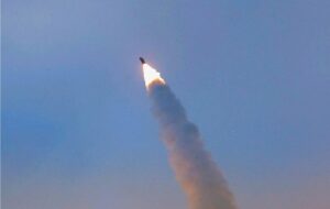 Північна Корея запустила 10 балістичних ракет