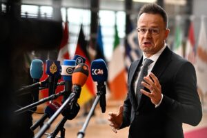 Сіярто назвав блокування Дружби “замахом на Угорщину”