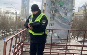 У Києві загинув чоловік, вистрибнувши з 23 поверху