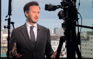 У МЗС розповіли про тристоронні переговори Україна-США-РФ