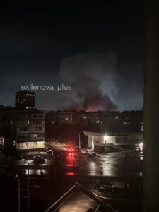 У Севастополі стався вибух у п’ятиповерхівці: палає три поверхи