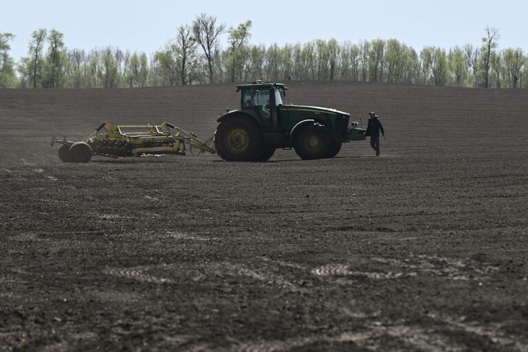 Аграрії України прискорили темпи весняної сівби