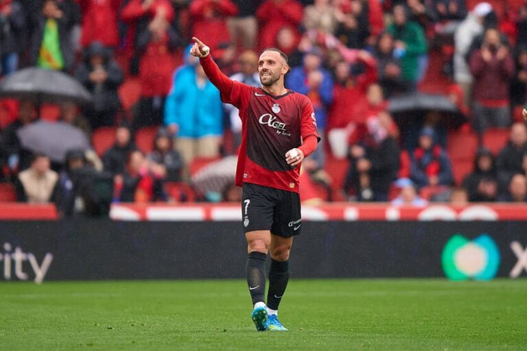 Барселона знайшла більш доступну заміну Альваресу