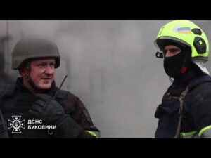 Рятувальники ліквідували наслідки російської атаки в Чернівецькій області