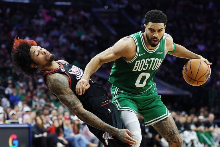 НБА: Шульга допоміг Бостону розгромити Філадельфію