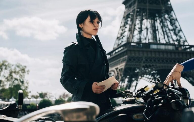 Опубліковано перший кадр третього сезону Венздей