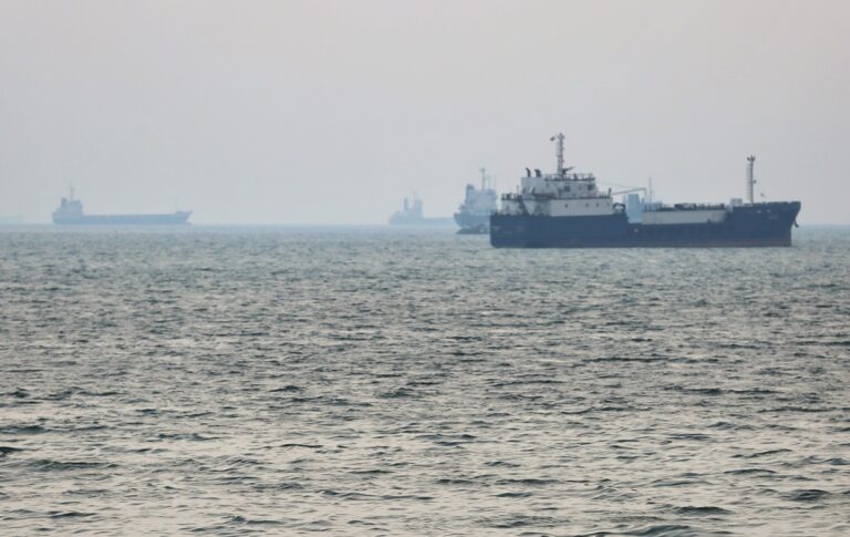 Понад 30 іранських танкерів прорвали блокаду США – ЗМІ