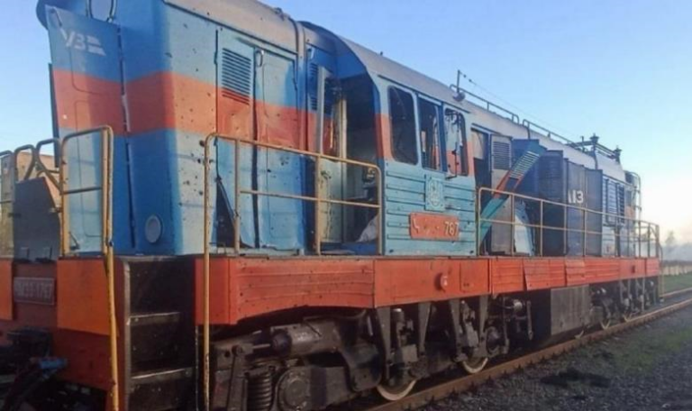 Росіяни вдарили по залізниці на Житомирщині, є жертва