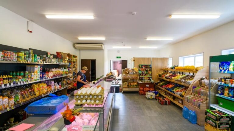 Російський ринок захоплюють “магазини для бідних”