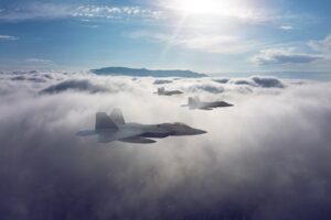 США втратили сім літаків у війні з Іраном – ЗМІ