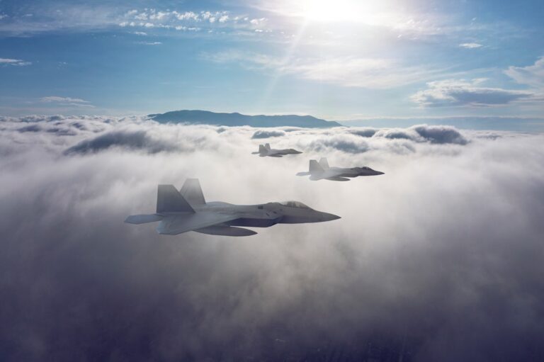 США втратили сім літаків у війні з Іраном – ЗМІ