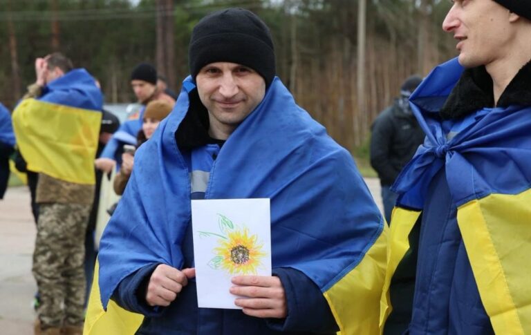 Україна і Росія обмінялись полоненими на Великдень