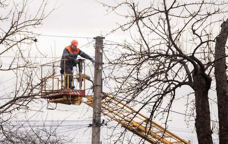 Укренерго розповів про відключення в суботу