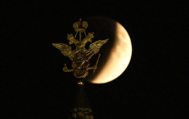 В Росії заговорили про “суверенні території” на Місяці