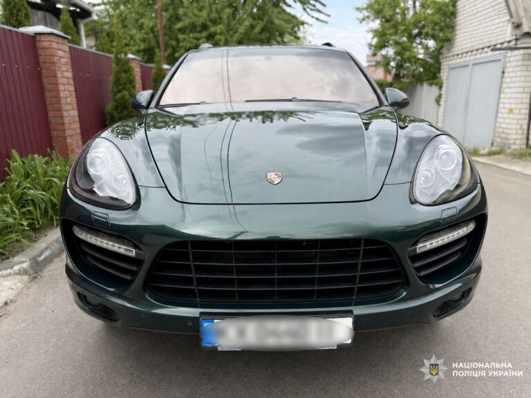 Експосадовець Харкова &ldquo;забув&rdquo; про Porsche і будинок у декларації