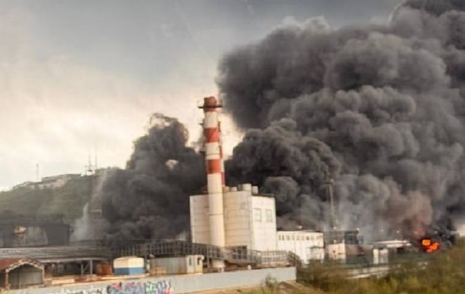 Генштаб підтвердив удари по НПЗ у Туапсе і Пермі