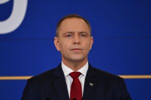 Навроцький вирішив позбавити Зеленського ордена Білого Орла