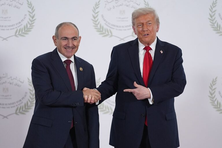 Трамп публічно підтримав Пашиняна перед виборами в Вірменії