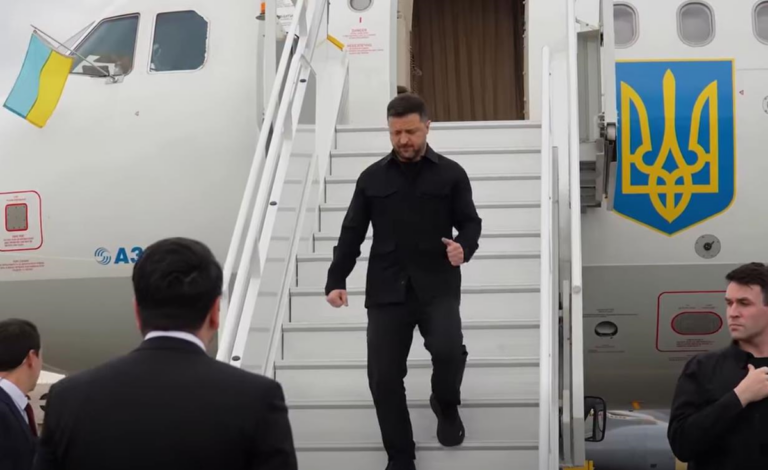 Зеленський прибув до Вірменії