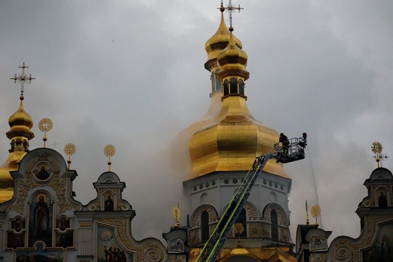 Европа допоможе відновити саркофаг на ЧАЕС та Лавру