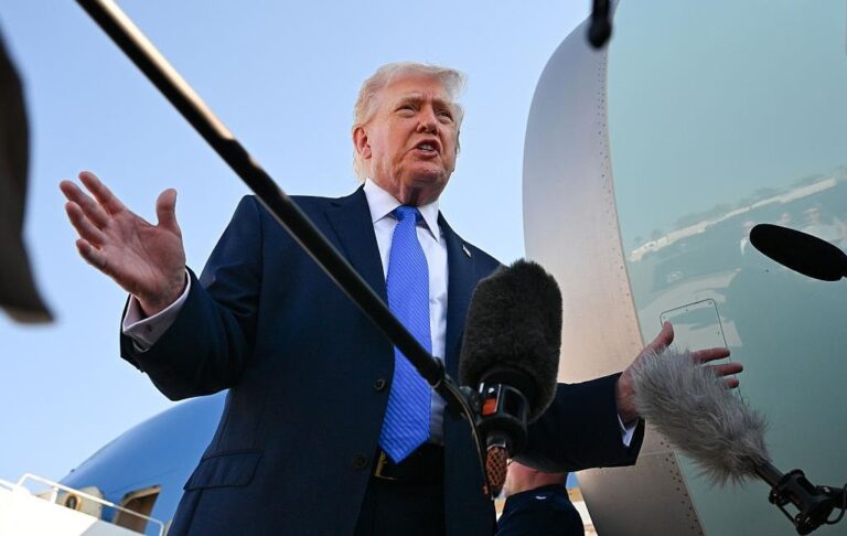 Трамп анонсував “дуже сильний” удар по Ірану