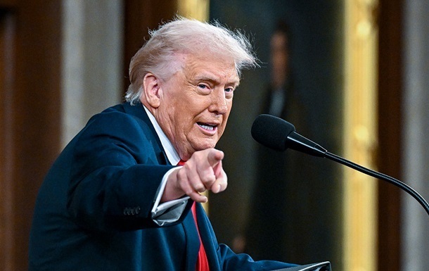 Трамп пригрозив запровадити мита за прохід Ормузькою протокою