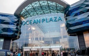 У посадовців ФДМУ провели обшуки через заниження вартості Ocean Plaza