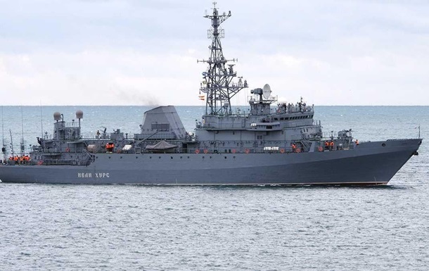 У Севастополі зруйновано російський корабель Іван Хурс – соцмережі