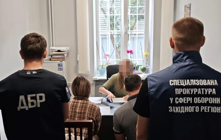 На Закарпатті військовій нарахували 1,5 млн за службу, якої не було