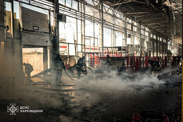 Обстріл поштового терміналу у Харкові: зросла кількість жертв