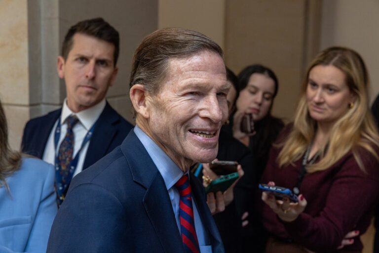 Сенат хоче ухвалити санкції проти РФ без правок