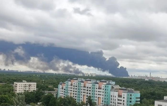 Уражено три логістичні центри у РФ – Зеленський