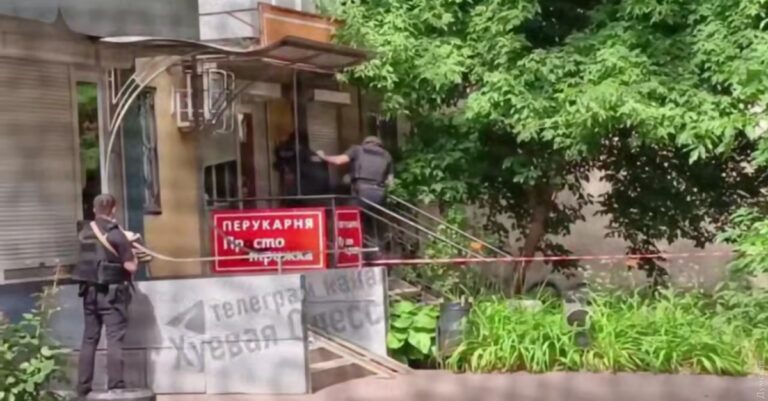 В Одесі затримали чоловіка, який у перукарні захопив заручників
