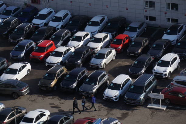 Крадуть “під замовлення”: РФ стала найбільшим отримувачем авто з Канади