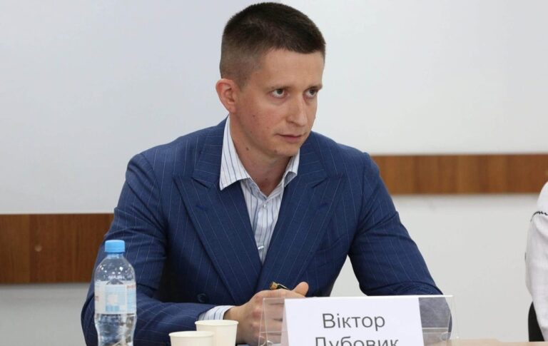 Операція Феміда: за чиновника ОП Дубовика внесли заставу