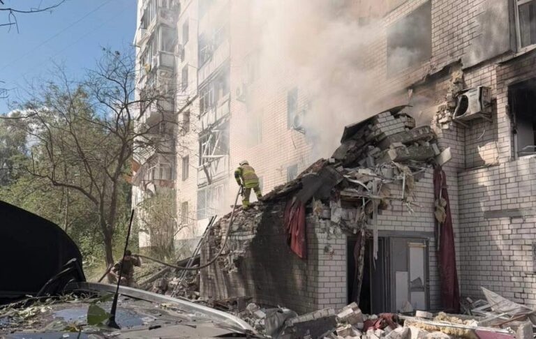 Реактивний “шахед” влучив у будинок у Чернігові