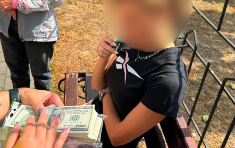 У Червоному Хресті обіцяли “бронь” за $20 тисяч